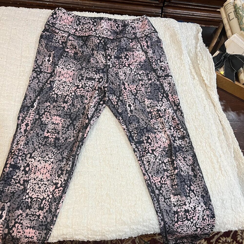 Black & Pink stretch leggings